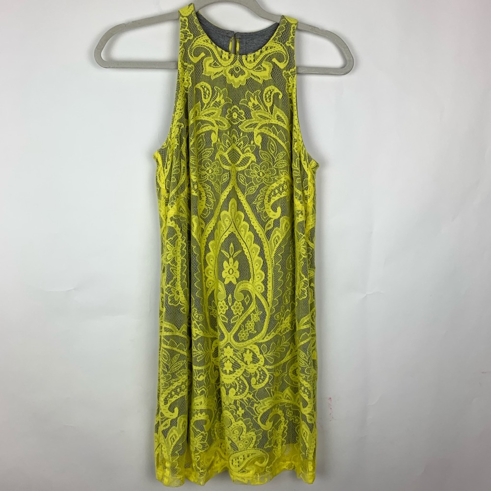 Nicole Miller Artelier USA dress size 4 yellow